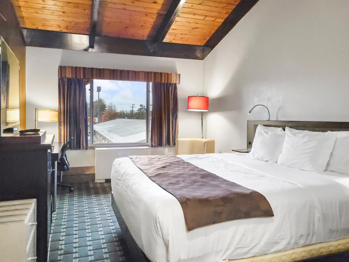 Americas Best Value Inn Hinckley Exterior photo