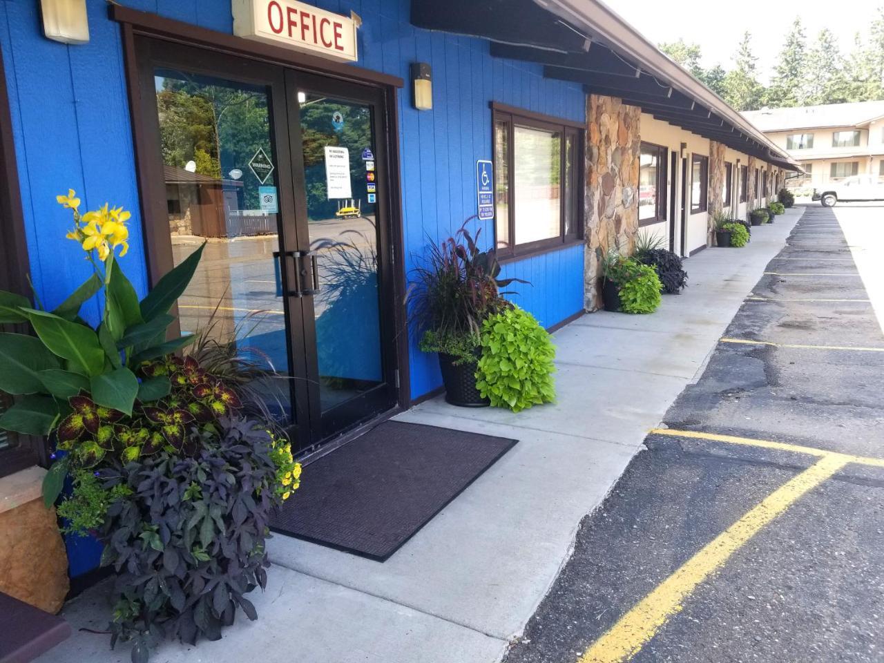 Americas Best Value Inn Hinckley Exterior photo